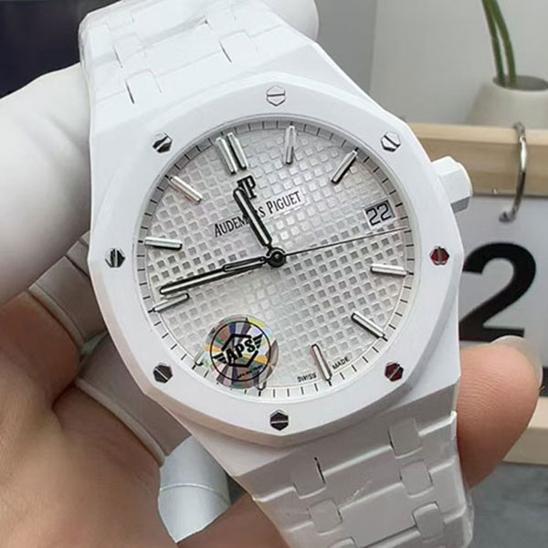 【APS工場、改装オーデマ ピゲコピー】 ロイヤルオーク 15500 シルバー 41mm ホワイトセラミック